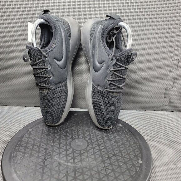Nike Roshe Two Shoes Womens Sz 8 Black Athletic Trainers - Picture 5 of 9